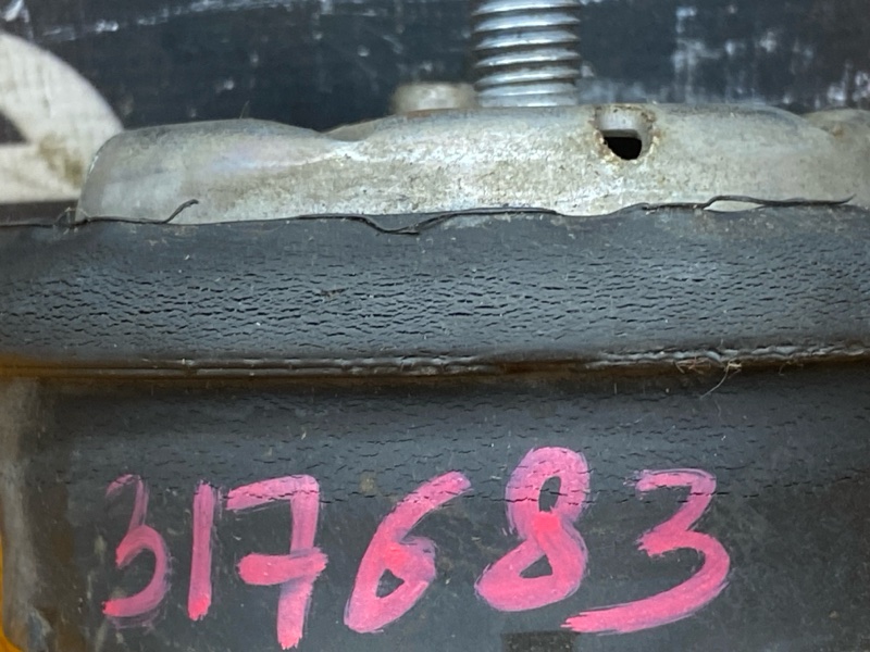 подушка двигателя, 1000 рублей, Красноярск