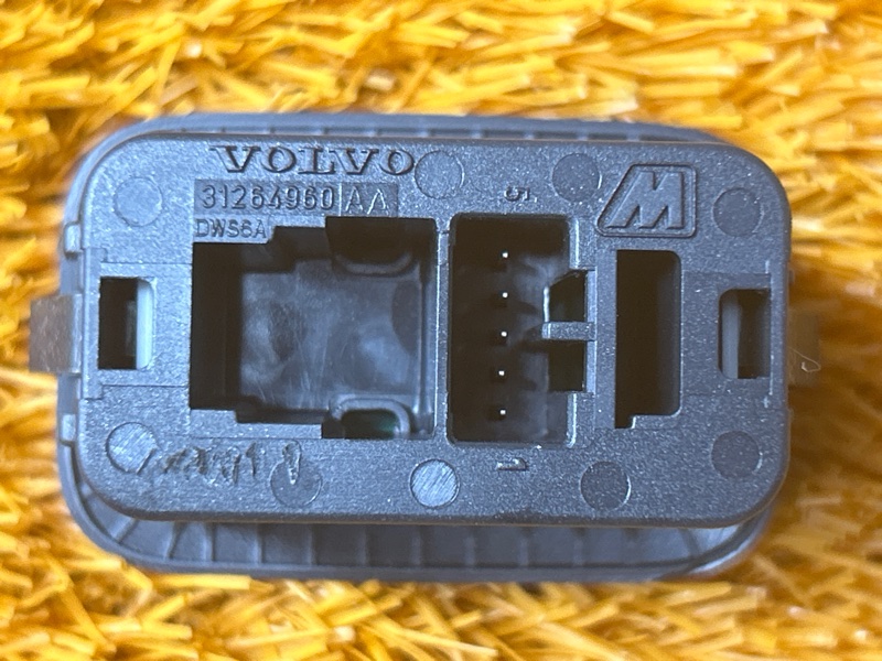 кнопка закрывания багажника, 1400 рублей, Красноярск