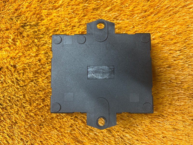 Блок управления дверью багажника, 2000 рублей, Красноярск