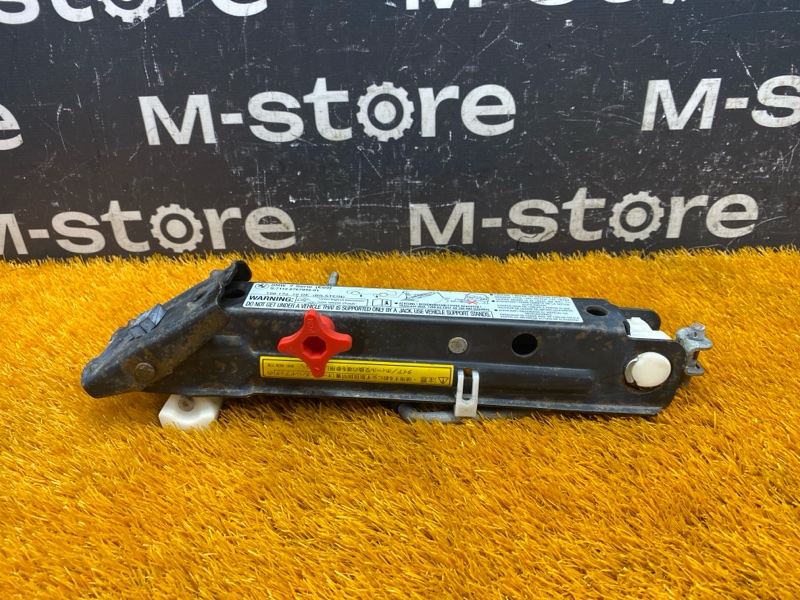 домкрат, 3500 рублей, Красноярск