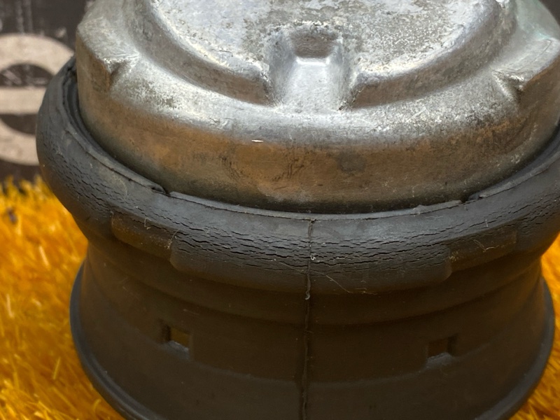 подушка двигателя, 1000 рублей, Красноярск