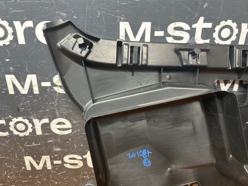 крепление бампера, 1500 рублей, Красноярск