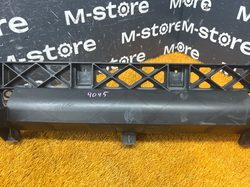 крепление бампера, 600 рублей, Красноярск