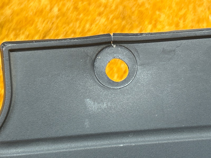 Накладка замка капота, 400 рублей, Красноярск