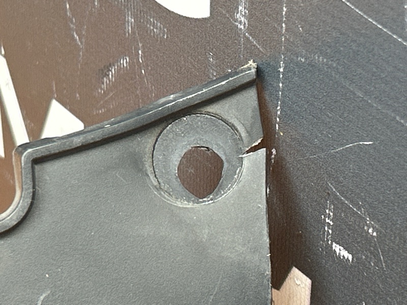 Накладка замка капота, 400 рублей, Красноярск