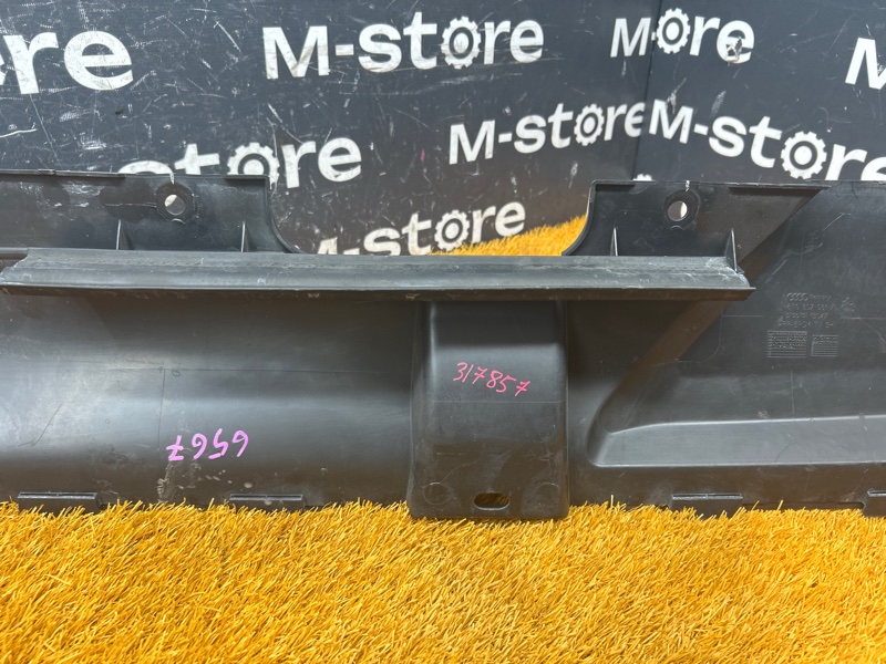 Накладка замка капота, 400 рублей, Красноярск