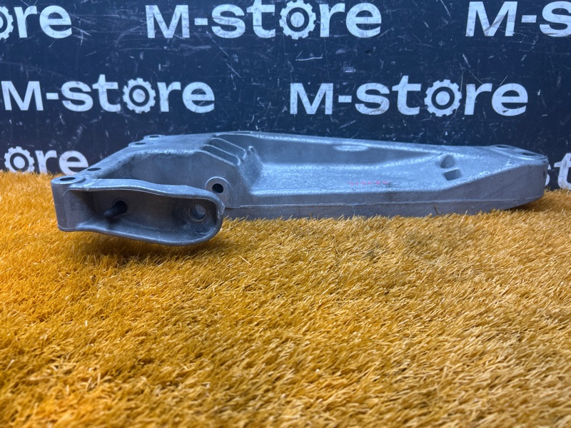 Кронштейн КПП, 500 рублей, Красноярск