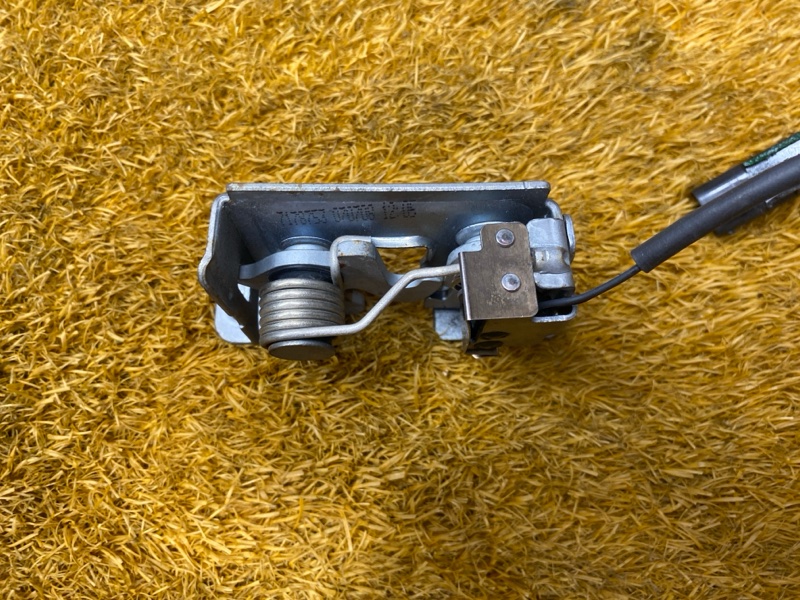 замок капота, 1000 рублей, Красноярск