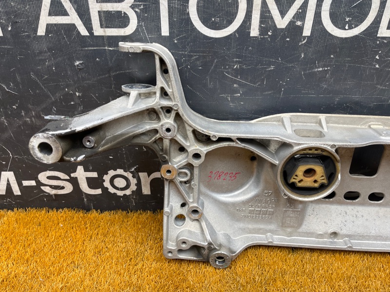 Балка поперечная (подрамник), 2500 рублей, Красноярск