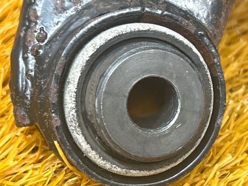 Рычаг подвески верхний, 1500 рублей, Красноярск