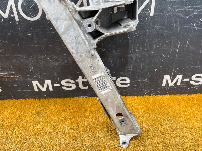 Балка поперечная (подрамник), 4500 рублей, Красноярск