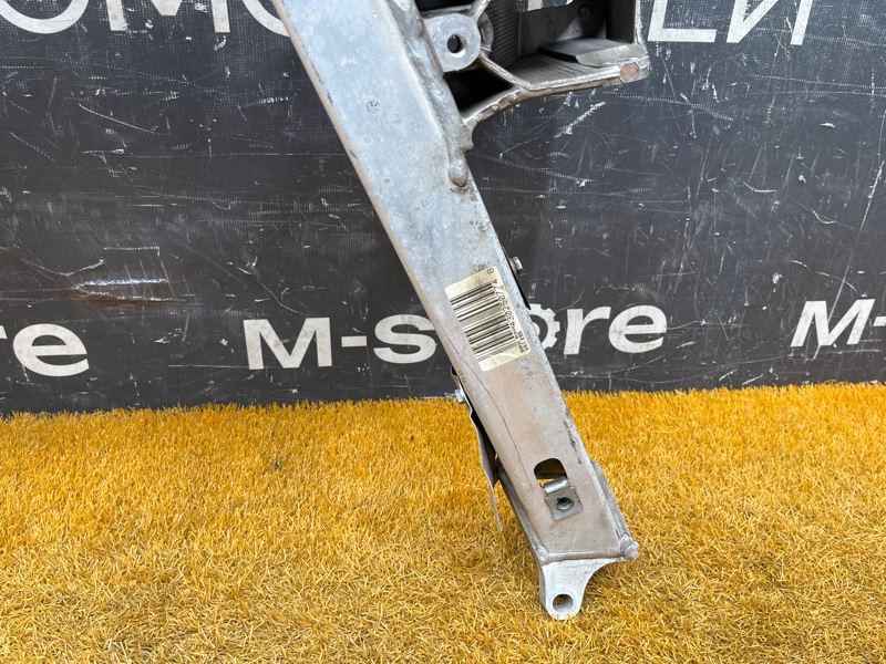 Балка поперечная (подрамник), 4500 рублей, Красноярск