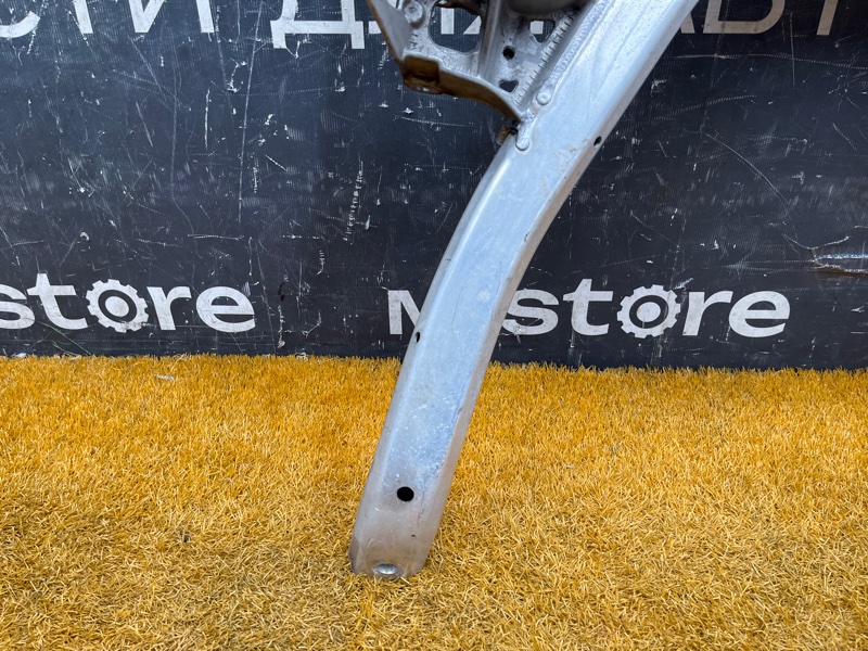 Балка поперечная (подрамник), 6000 рублей, Красноярск