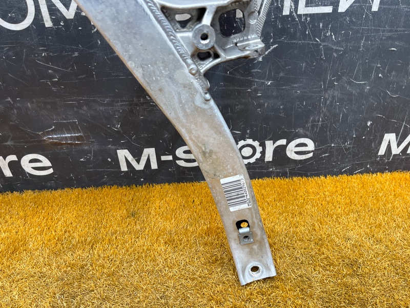 Балка поперечная (подрамник), 6000 рублей, Красноярск