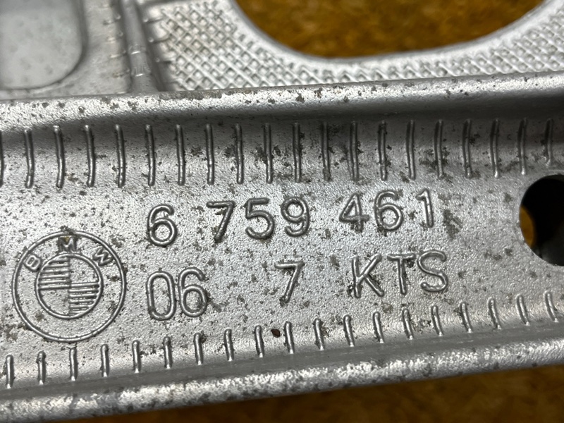 Балка поперечная (подрамник), 6000 рублей, Красноярск