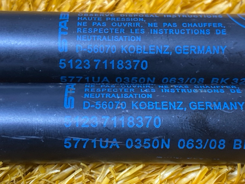 амортизатор капота, 600 рублей, Красноярск