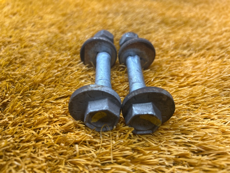 Болт развальный, 800 рублей, Красноярск