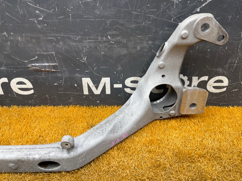 Кронштейн подушки двигателя, 7000 рублей, Красноярск