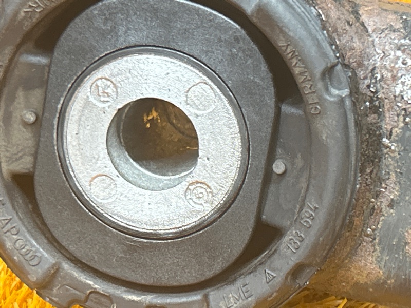 Балка поперечная (подрамник), 4000 рублей, Красноярск