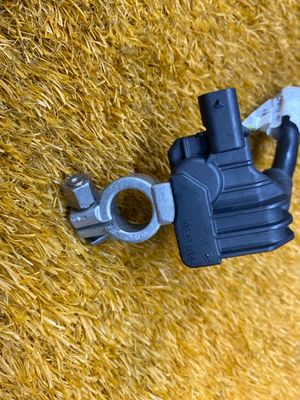 Клемма аккумулятора минус, 2000 рублей, Красноярск