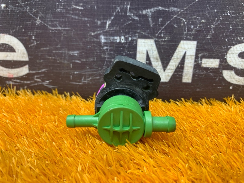 Клапан вентиляции топливного бака, 500 рублей, Красноярск