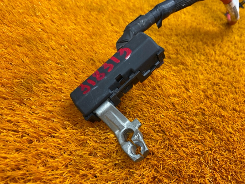 Клемма аккумулятора плюс, 1000 рублей, Красноярск