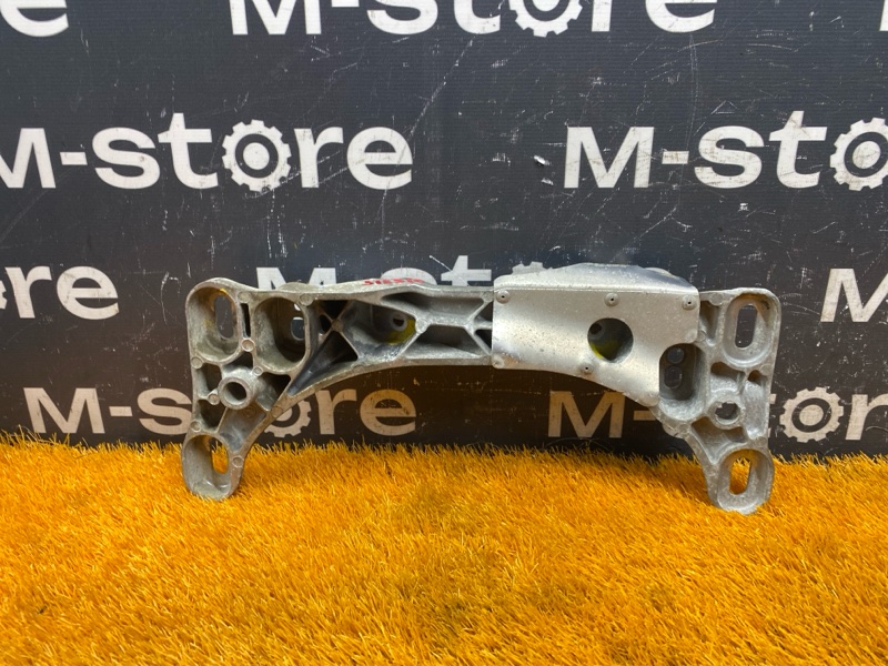 Кронштейн КПП, 1000 рублей, Красноярск