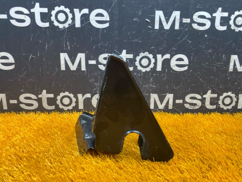 Кронштейн замка капота, 500 рублей, Красноярск