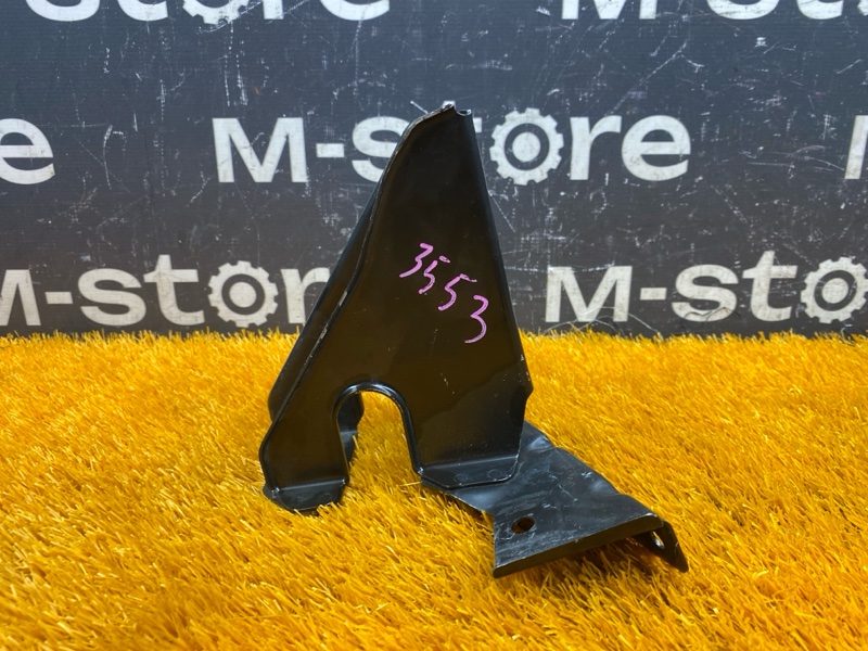 Кронштейн замка капота, 500 рублей, Красноярск