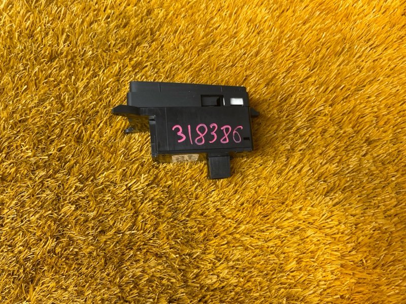 Кнопка стояночного тормоза, 1400 рублей, Красноярск