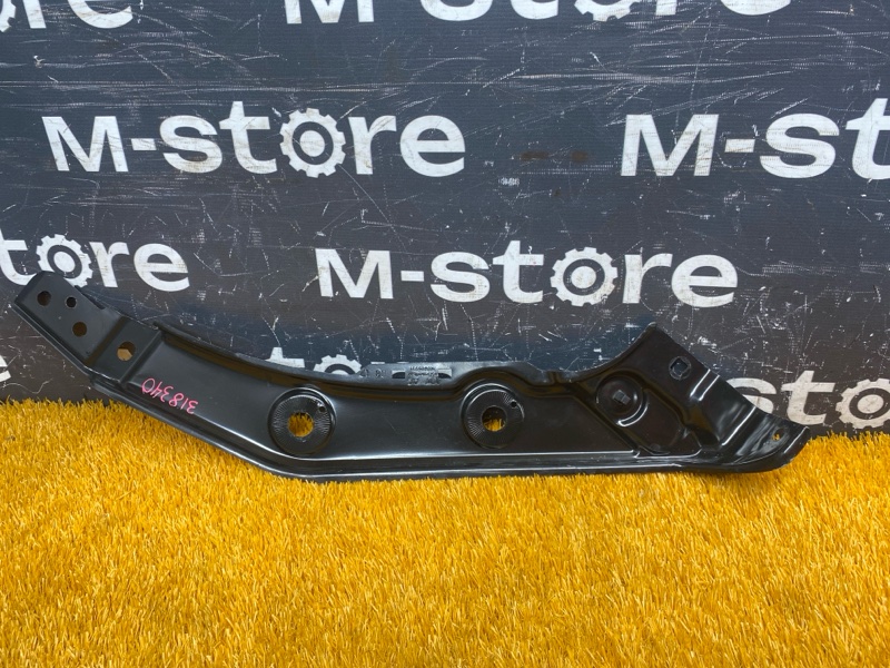 кронштейн фары, 1000 рублей, Красноярск