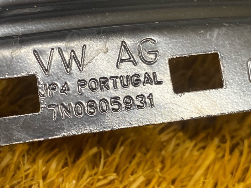 кронштейн фары, 1000 рублей, Красноярск