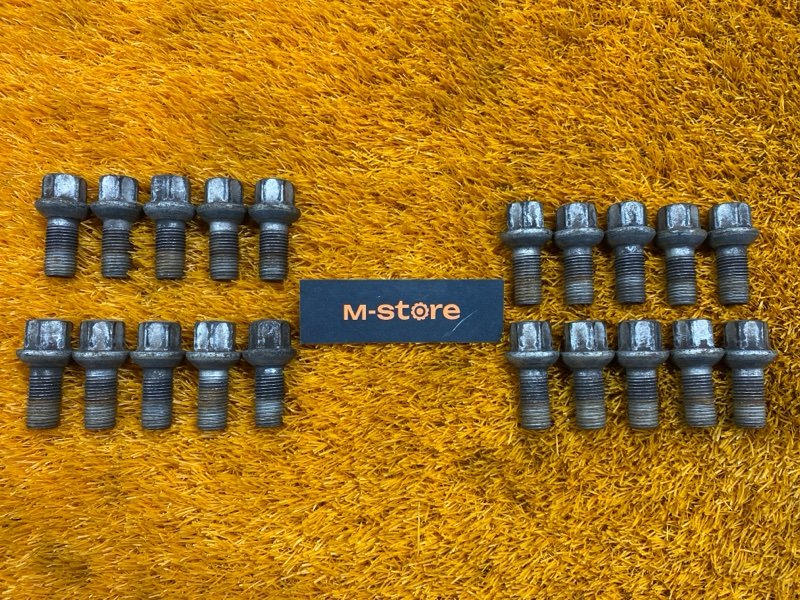 болт колесный, 2000 рублей, Красноярск