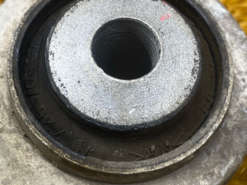 Рычаг подвески верхний, 700 рублей, Красноярск