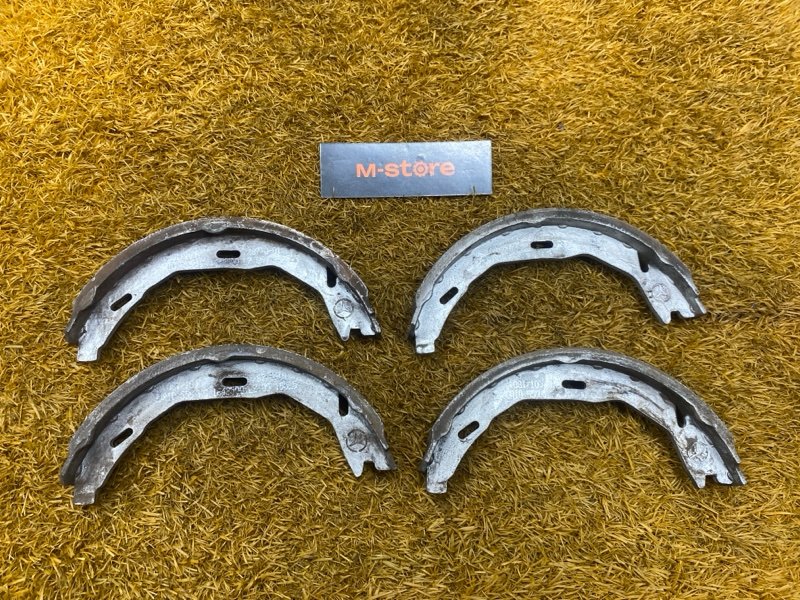 Колодки ручника, 1000 рублей, Красноярск