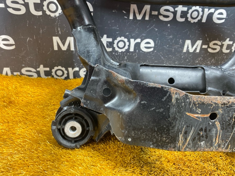 Балка поперечная (подрамник), 1500 рублей, Красноярск