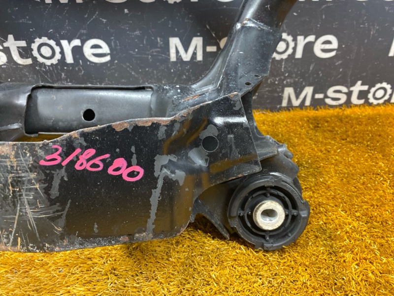 Балка поперечная (подрамник), 1500 рублей, Красноярск