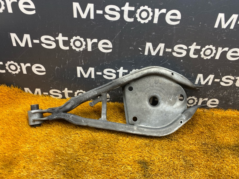 Рычаг подвески верхний, 1000 рублей, Красноярск