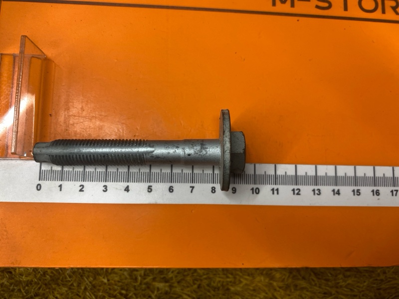 Болт развальный, 600 рублей, Красноярск