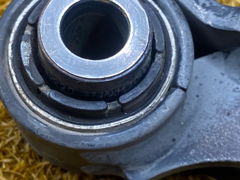 Рычаг подвески верхний, 1000 рублей, Красноярск