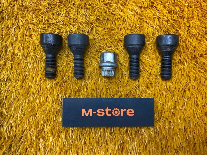 болт колесный(секретка), 2000 рублей, Красноярск