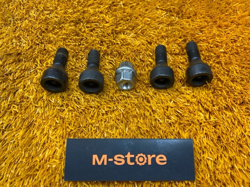 болт колесный(секретка), 2000 рублей, Красноярск