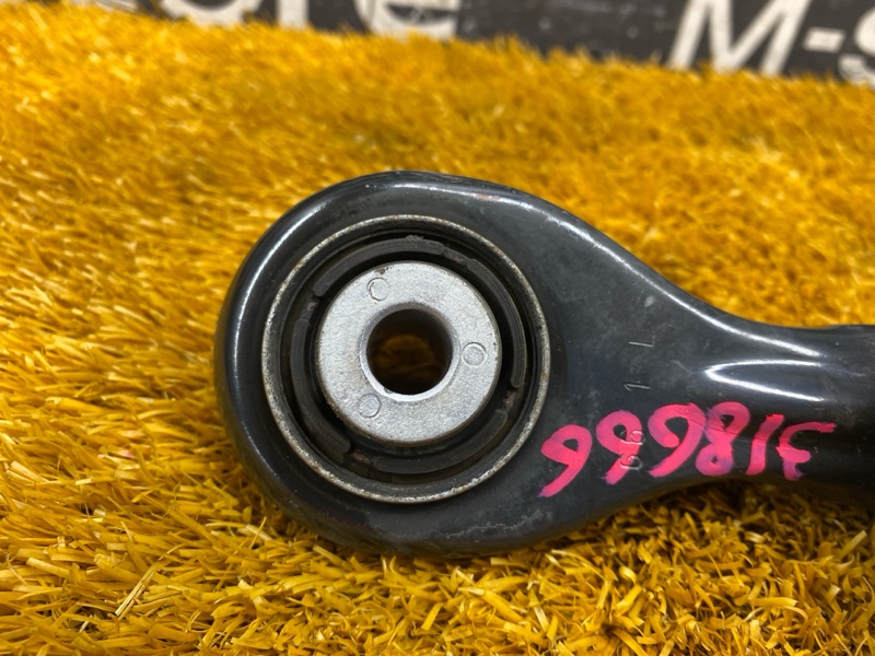 Рычаг подвески верхний, 1000 рублей, Красноярск