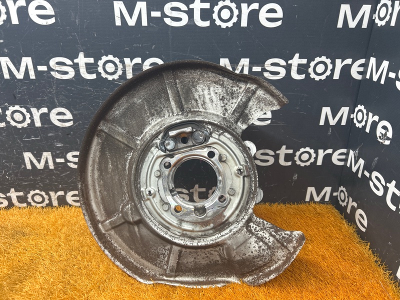 кулак поворотный, 1300 рублей, Красноярск