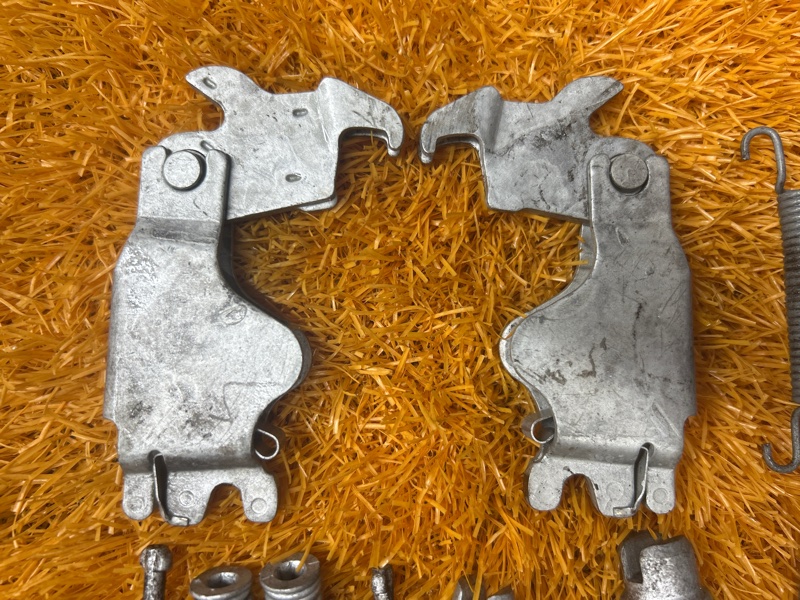 Механизм колодок ручника, 800 рублей, Красноярск