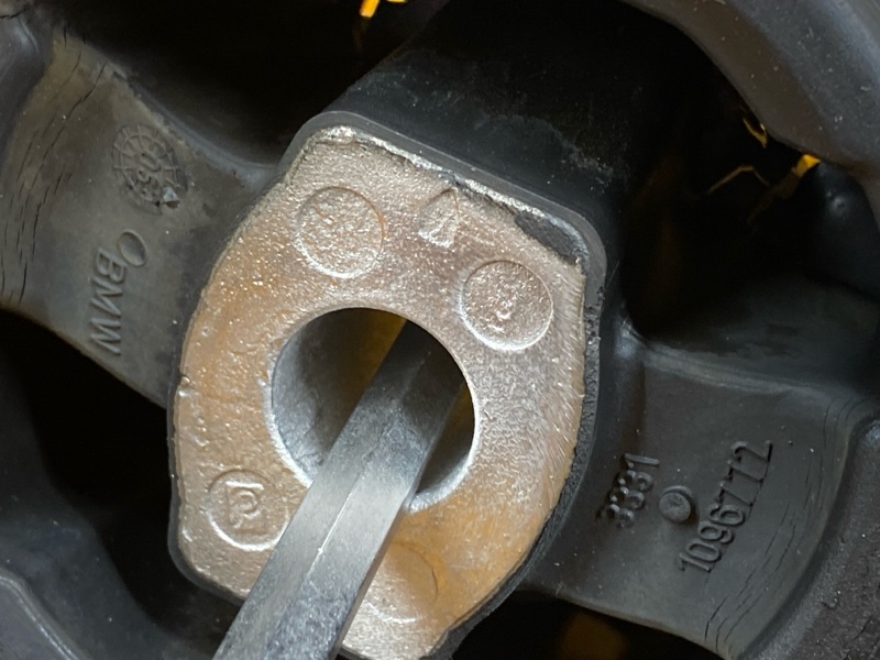 Балка поперечная (подрамник), 1500 рублей, Красноярск