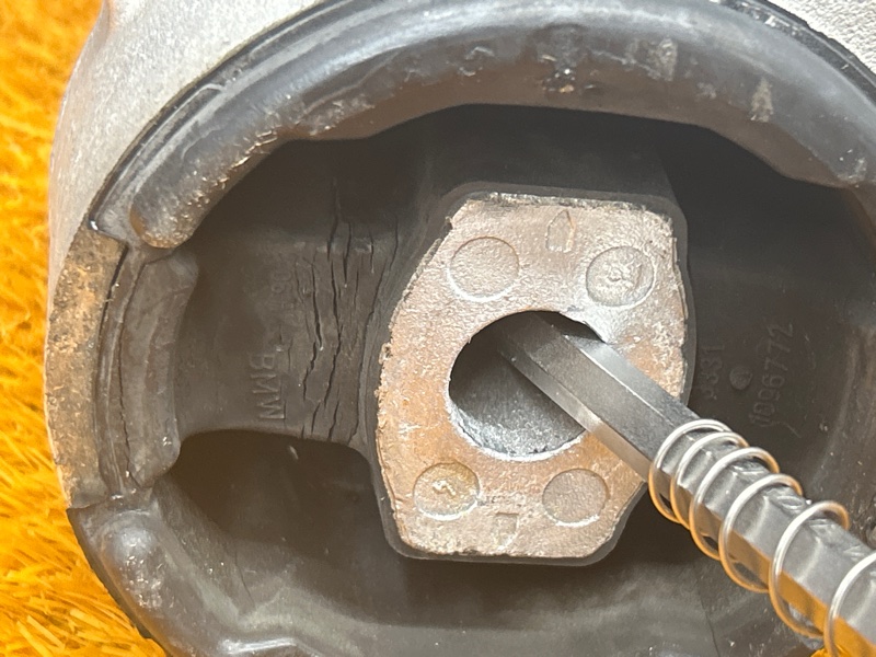 Балка поперечная (подрамник), 1500 рублей, Красноярск