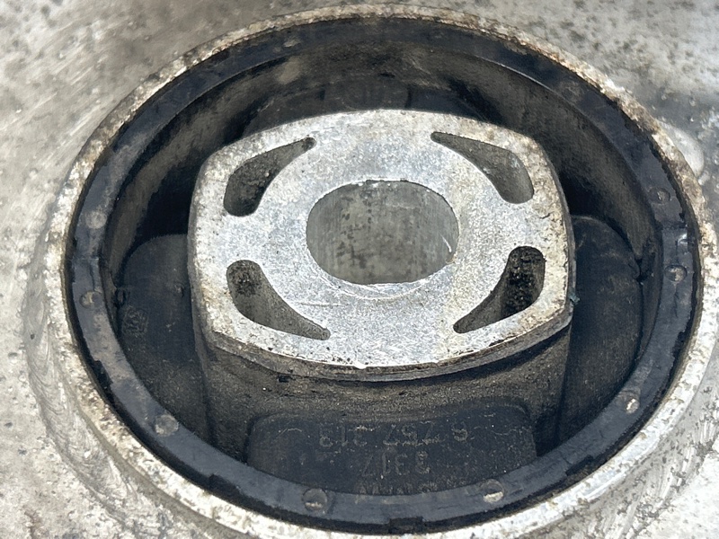 Балка поперечная (подрамник), 1500 рублей, Красноярск