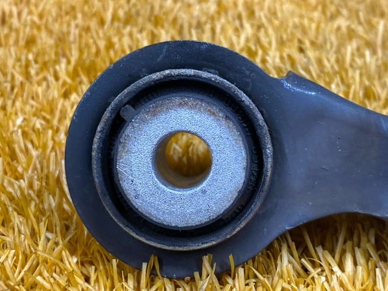 Рычаг подвески нижний, 1000 рублей, Красноярск