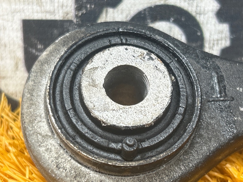 Рычаг подвески верхний, 500 рублей, Красноярск